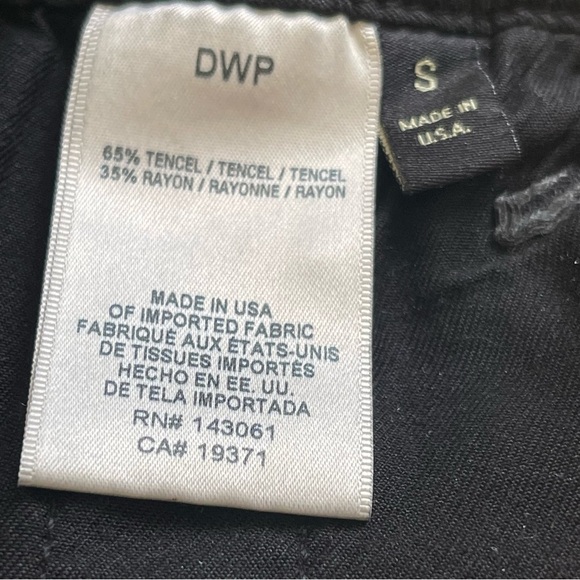 Revolve DWP Designer With Purpose Women’s Black Coated Wax Joggers Size Tencel - Picture 9 of 9